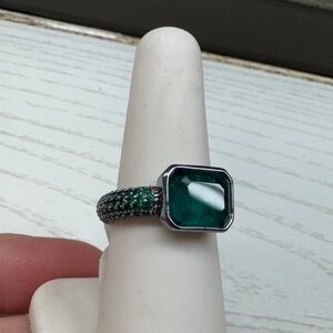 Bomb Party May Birthday size 6